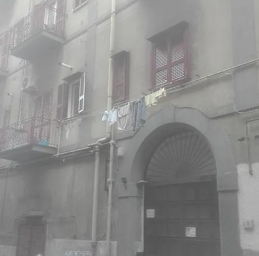 Bed and Breakfast Figli Del Vesuvio By D & R Νάπολη